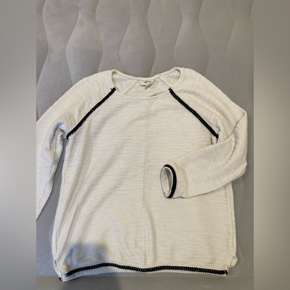 Style & Co Light Sweater Piping Detail S